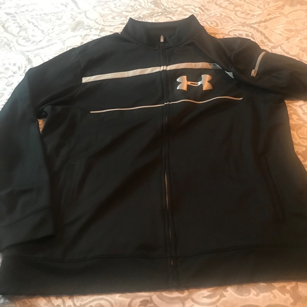 Men’s Under Armour track jacket